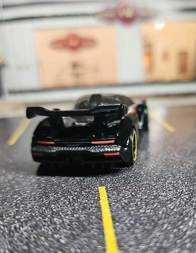 2025 Hot Wheels 2016 McLaren Senna Black HW Motor Show Diecast Race Car