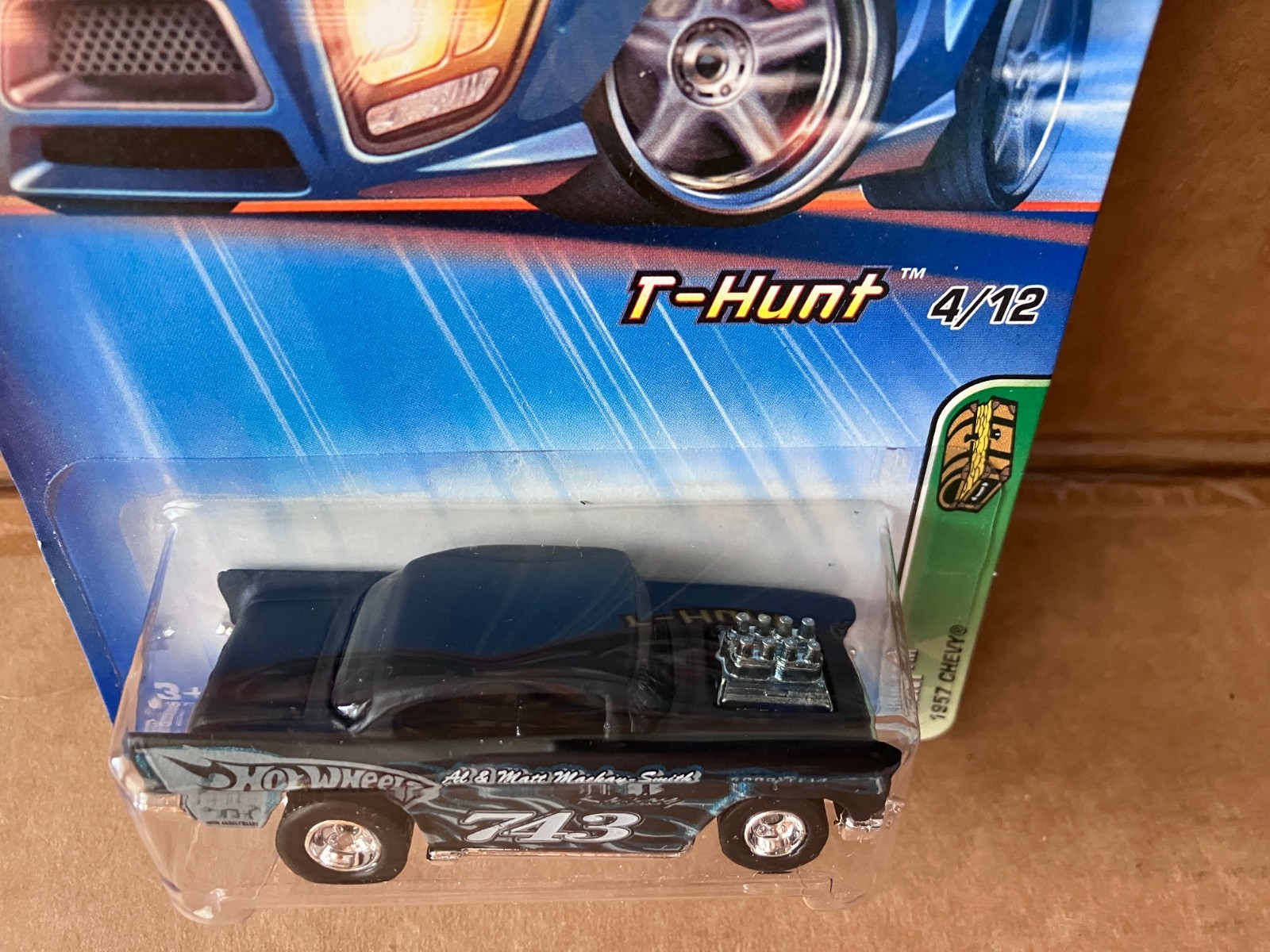 Hot Wheels T-Hunt Treasure Hunt 2005 1957 Chevy 4/12 Black & Blue #124