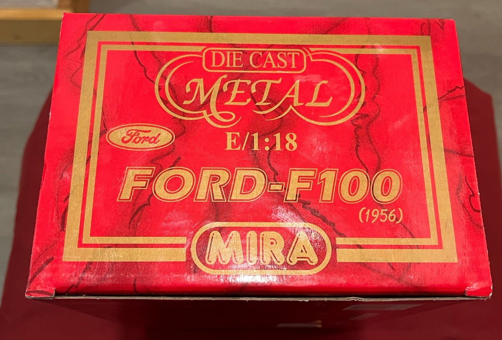 Mira Die Cast Metal E/1:18 Ford F100 ’56 Dark Blue Golden Line Collection