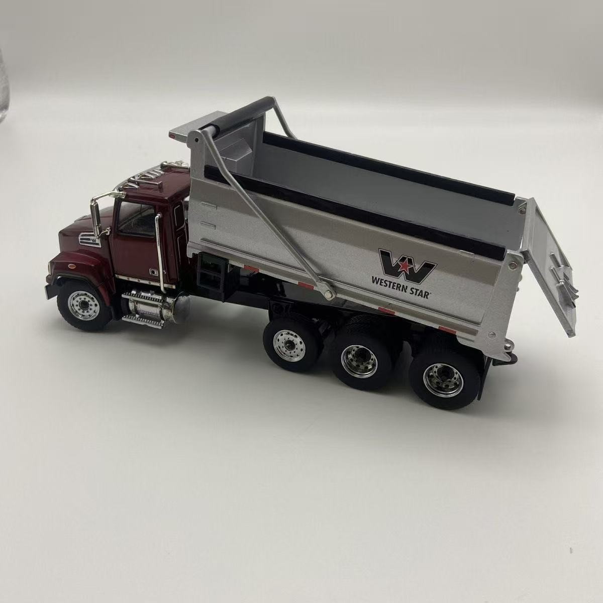 Diecast Masters 1/50 Western Star 4700 SF Dump Truck Metallic Red Model 71032