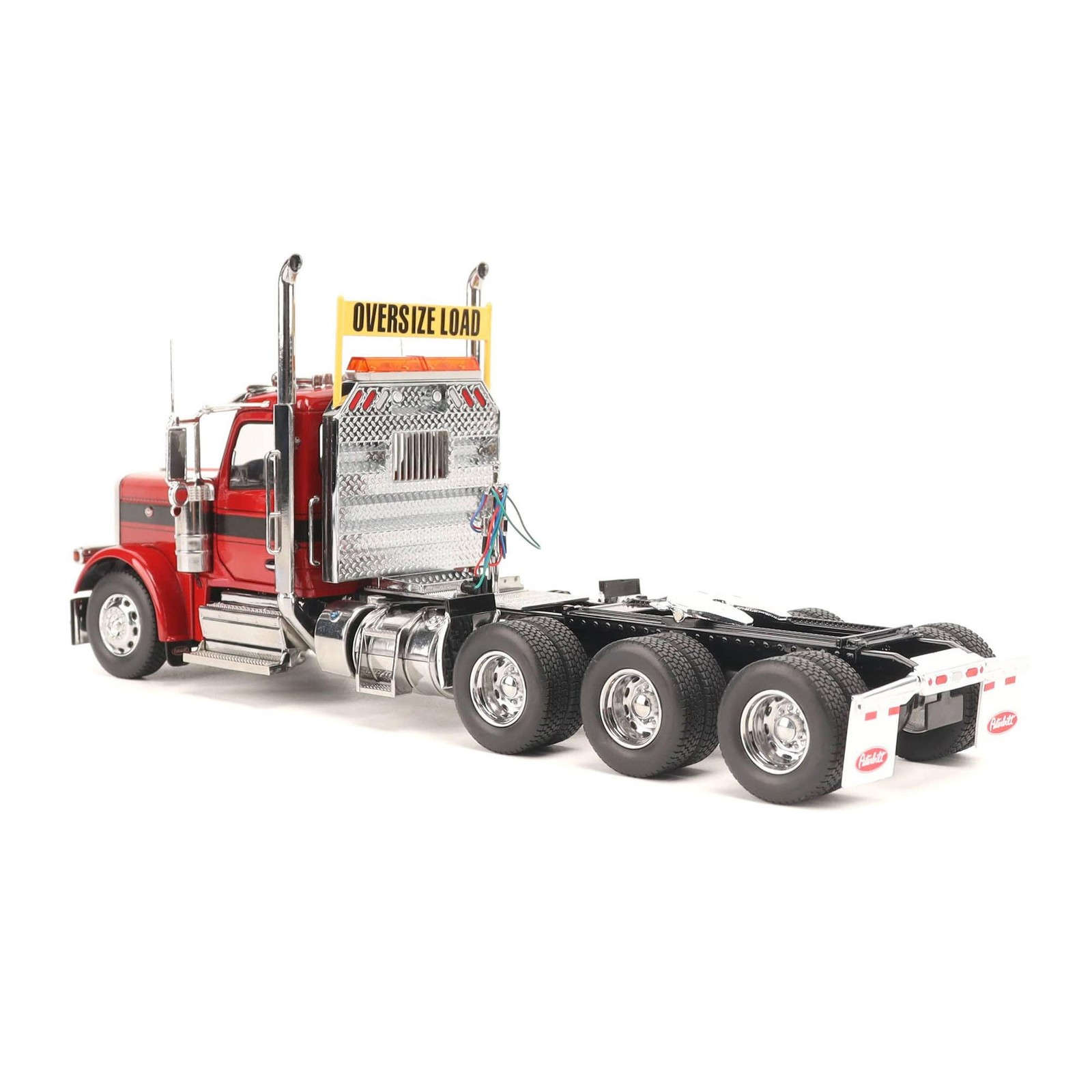 Diecast Masters 1/32 Peterbilt 589 Tridem-Axle Truck Day Cab Legendary Red 71147