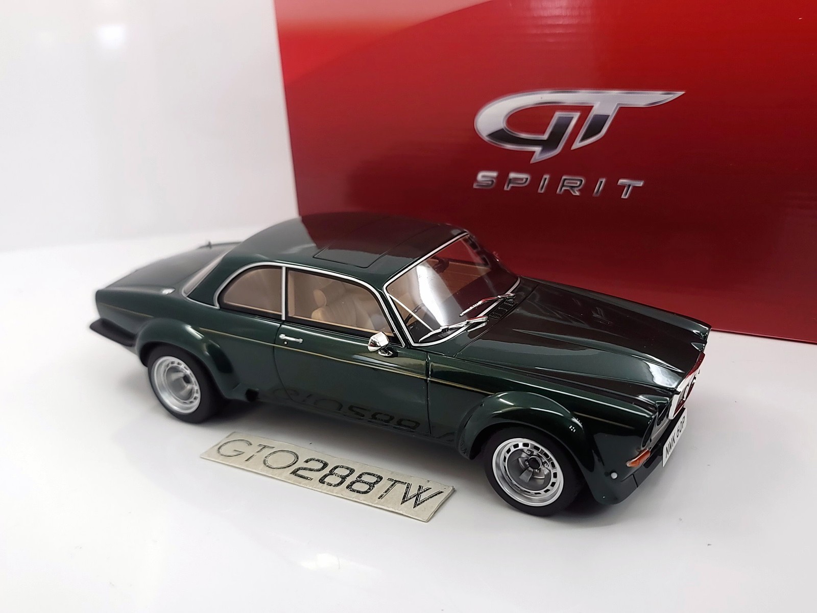 GT Spirit 1:18 scale Jaguar XJ12 Coupe Broadspeed “Big Cat” 1977(L.E 1500) GT135