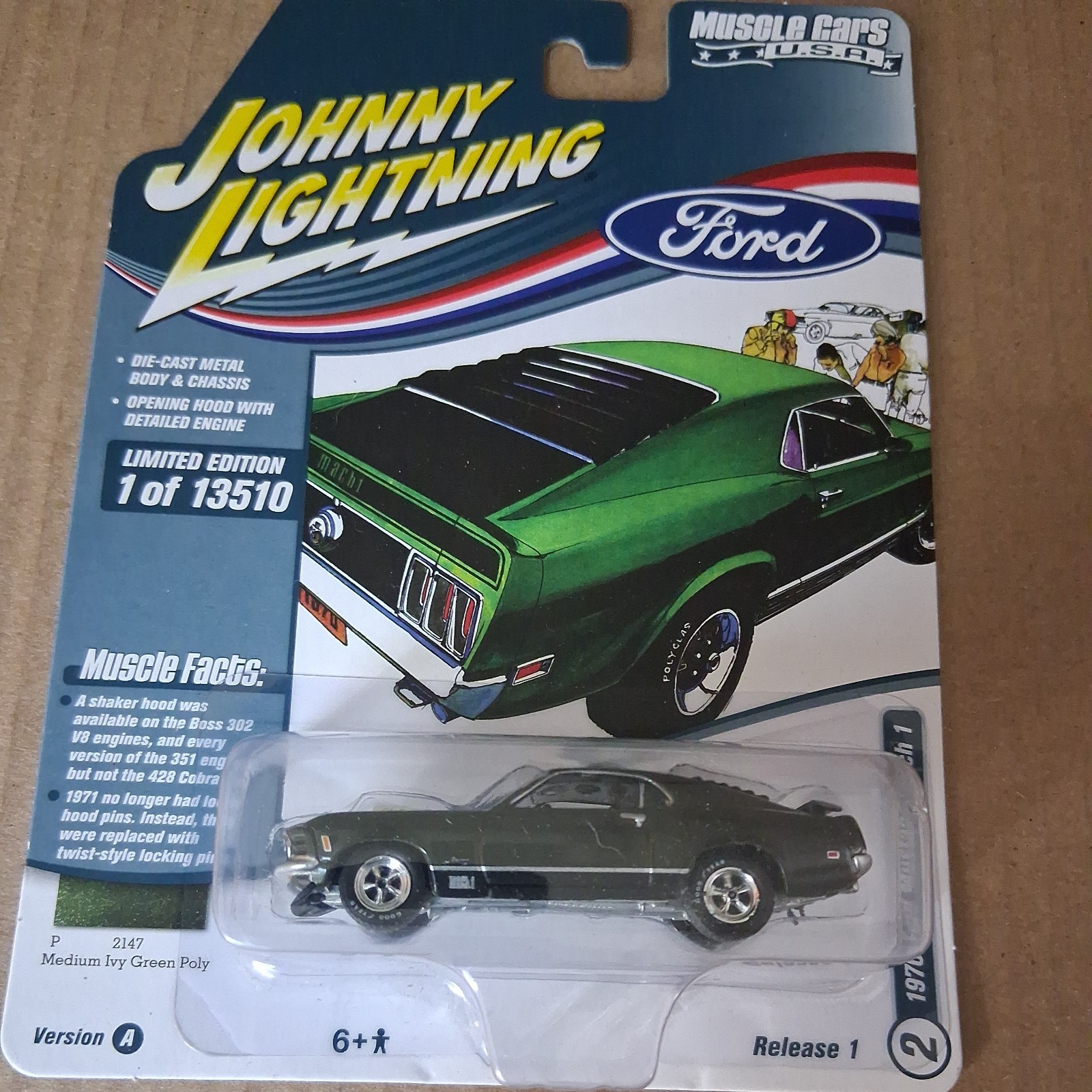 1970 Ford Mustang Mach 1 Medium Ivy Green Johnny Lightning JLMC029 1/64 Scale