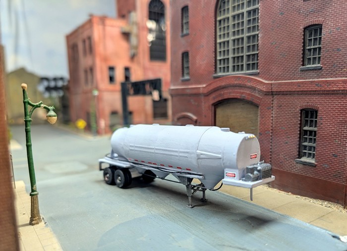 1/87 HO Scale Custom Built 1970s Pneumatic Dry Bulk Trailer. 3D Printed Model