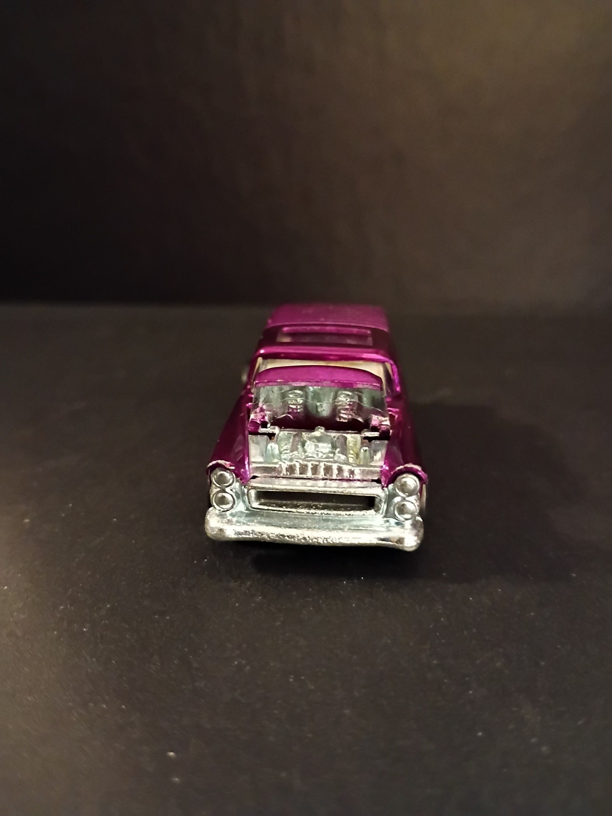 Hotwheels Redline Classic Nomad Magenta 1969 VN/MINT