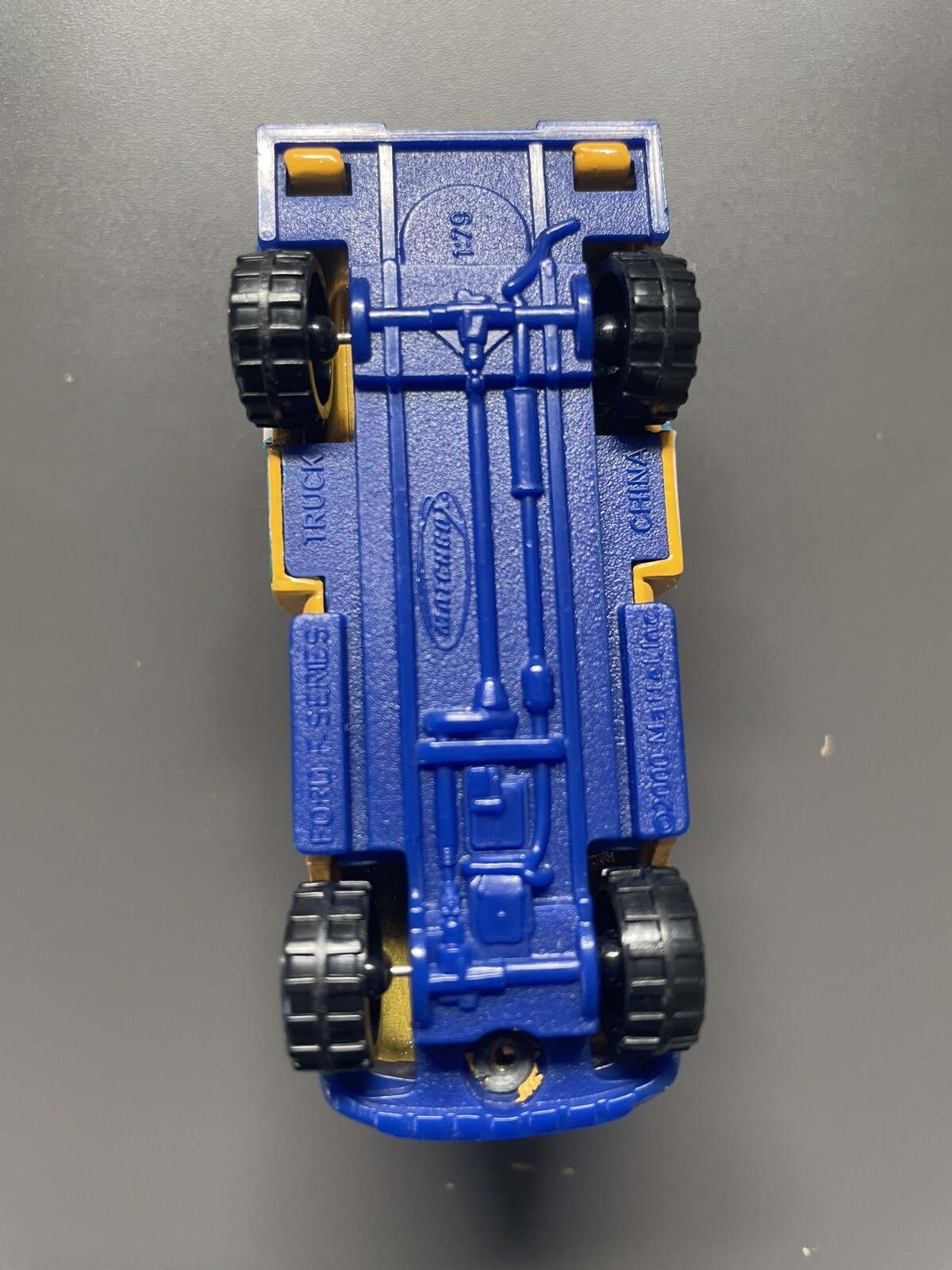 2001 Matchbox Ford F Series North Star Rescue Minnesota #32 Yellow