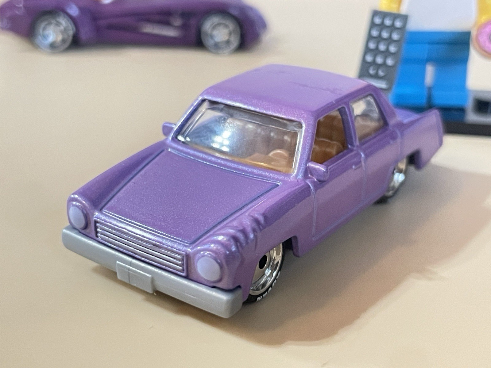 Hot Wheels The Simpsons Family Car CUSTOM + CUSTOM Bartmobile