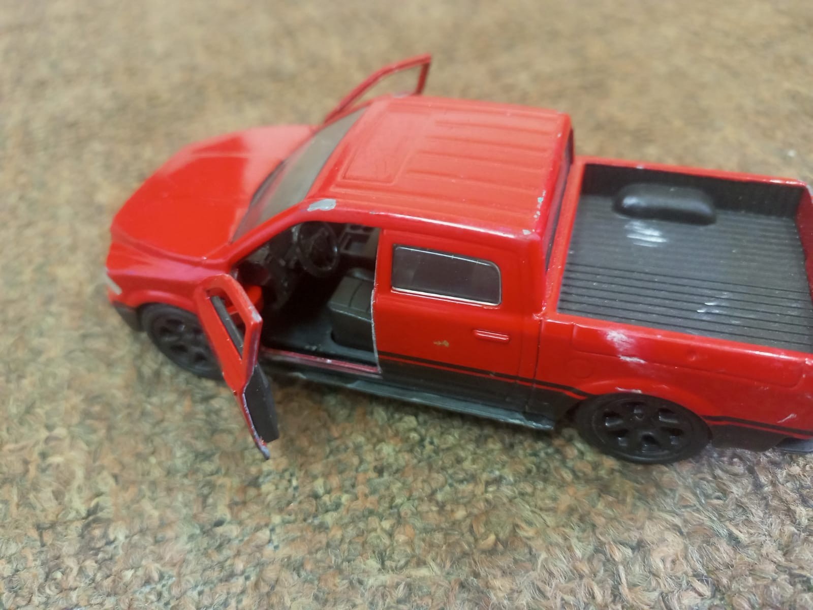 Kinsmart Dodge Ram 1500 Red Diecast Truck 1:46 Scale