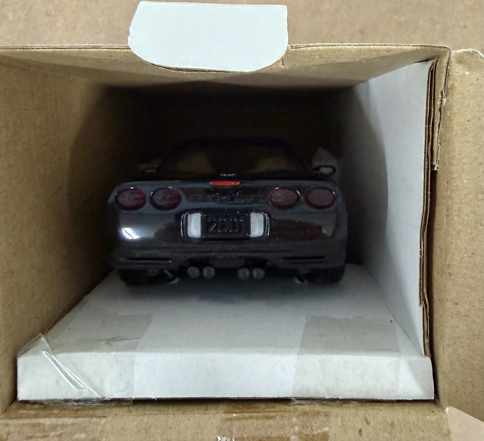 REVELL 2001 CORVETTE BLACK TAN INTERIOR HARD TOP COUPE NEVER DISPLAYED NIB