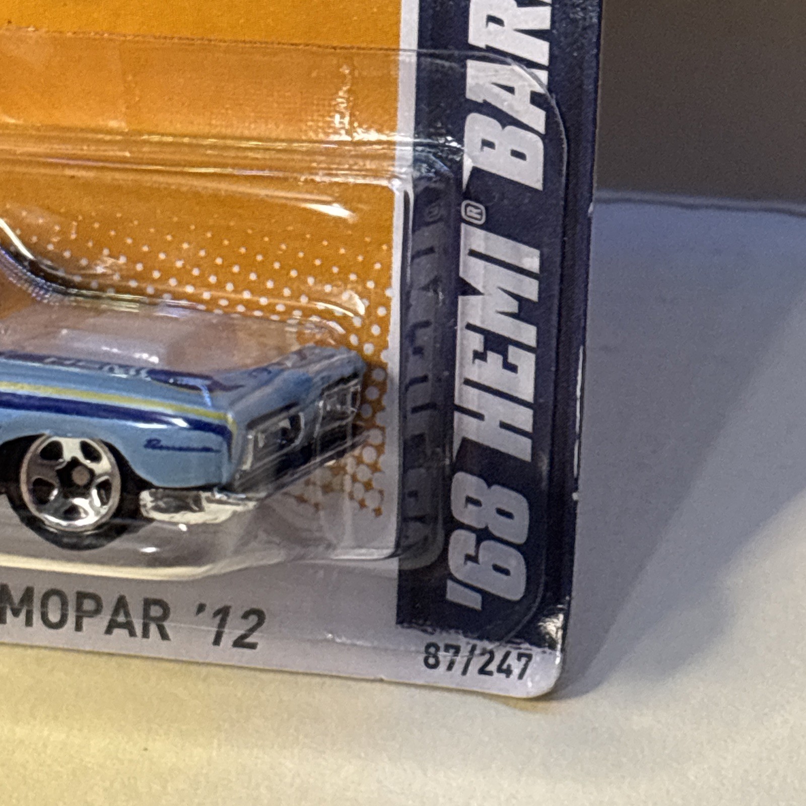 Hot Wheels 2012 Muscle Mania Mopar ’68 Hemi Barracuda