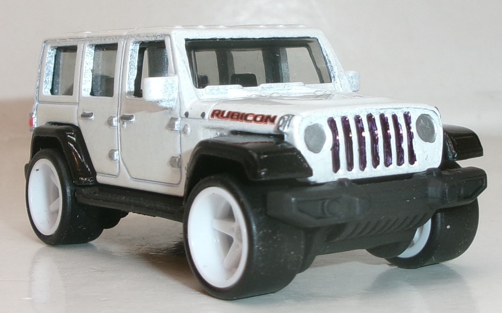 LOOSE 2020 MATCHBOX 1:64 WHITE ’18 JEEP WRANGLER JL WHEEL SWAP REAL RIDERS