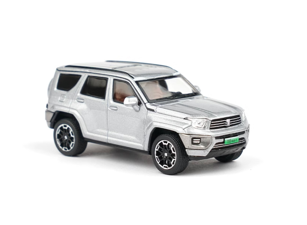 XCARTOYS 1:64 Silver Tank 700 ORV SUV Sports Model Diecast Metal Car