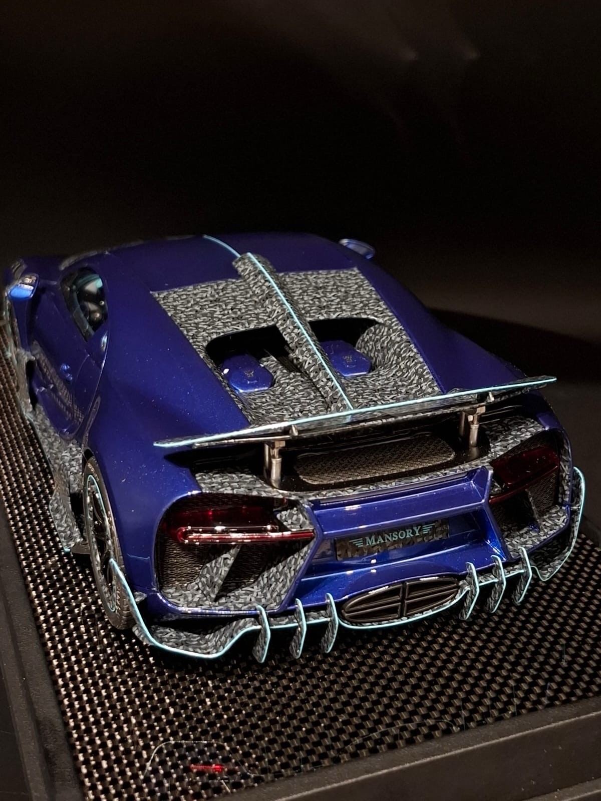 Bugatti Chiron Mansory Centuria (Sapphire Blue) [Timothy & Pierre] 1:18 scale