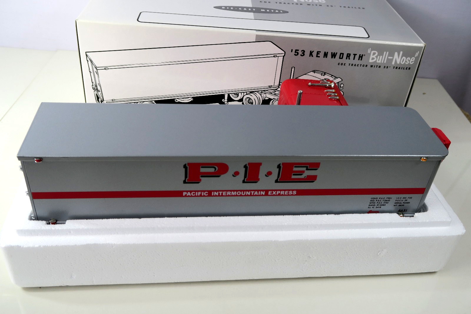 First Gear 1/34th Scale 1953 Kenworth Bull-Nose PIE Tractor & Trailer NIB