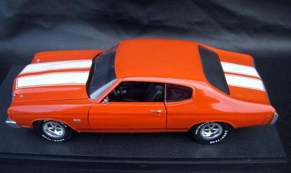 1:18 Ertl Chevy Chevelle ’70 SS 454 LS6 sunflower yellow, orange MIB