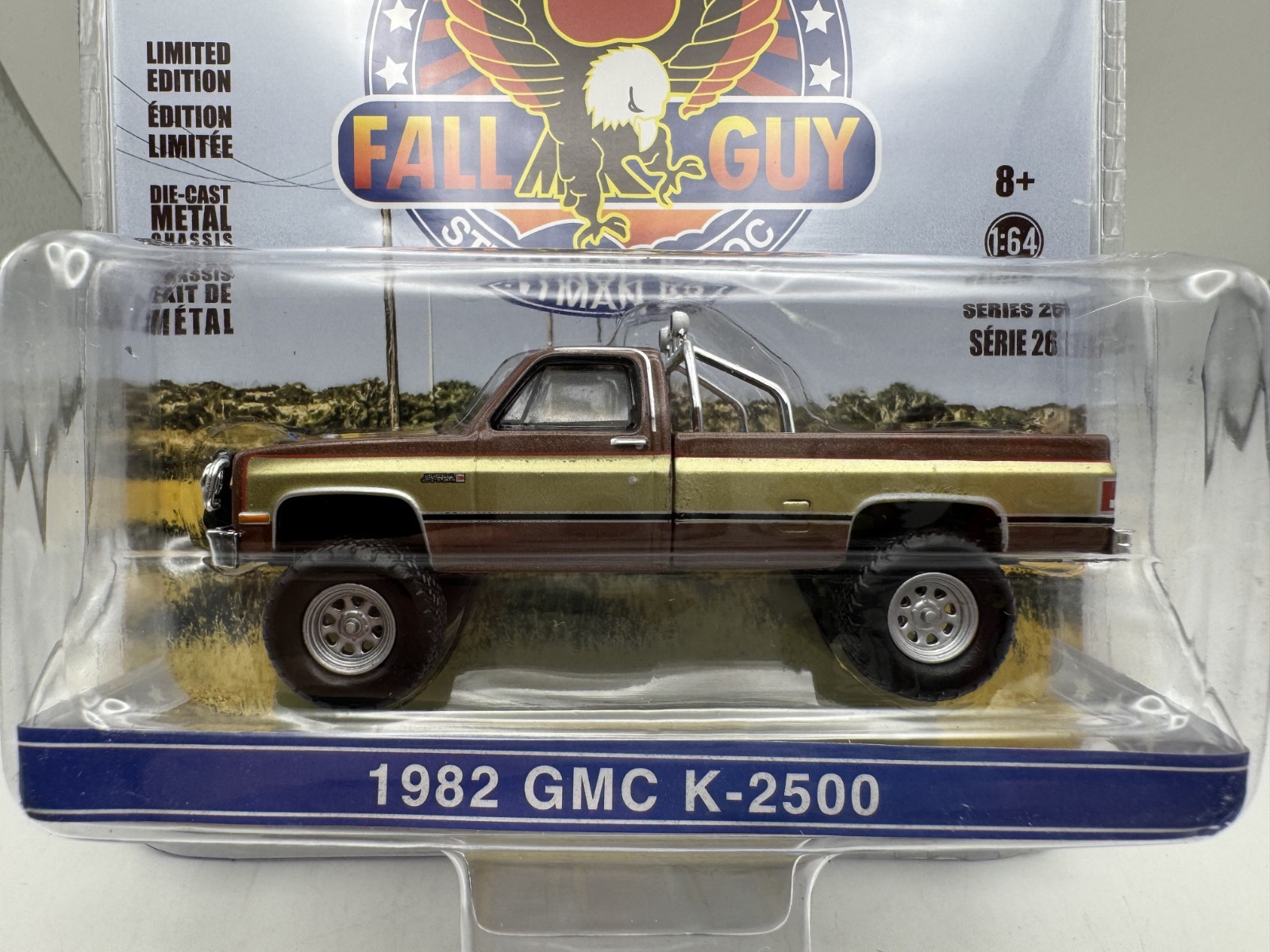 GREENLIGHT 1/64 DIECAST FALL GUY 1982 GMC K-2500