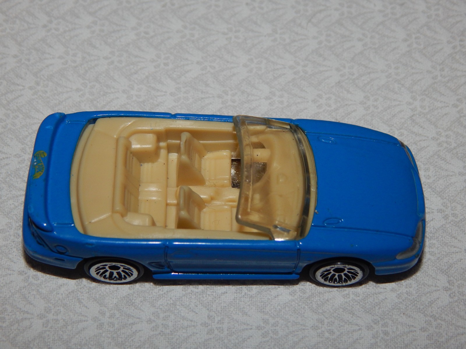 Hot Wheels 1996 Mustang GT Convertible ~ Light Blue Exclusive