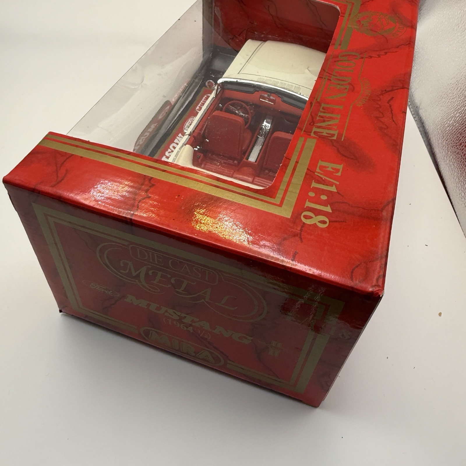 Mira Golden Line 1964 1/2 Ford Mustang Convertible Die Cast 1:18 Damaged Box
