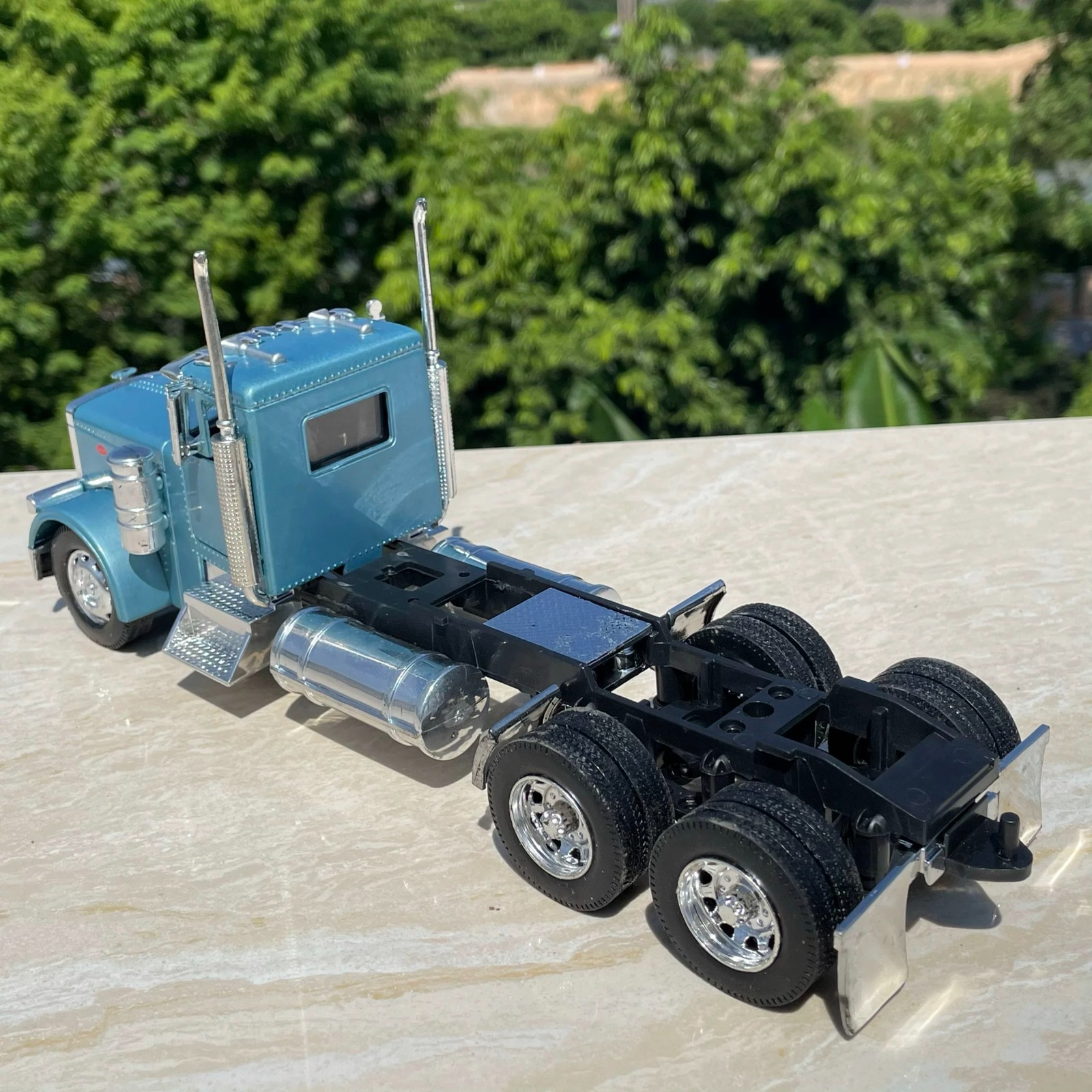 1/32 Blue Peterbilt Heavy Truck Diecast Model Cab Only Loose Accessories