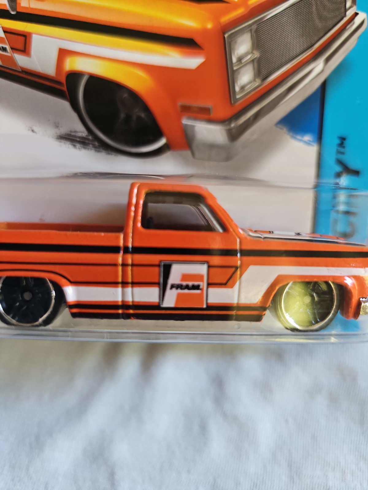 2015 Hot Wheels ’83 CHEVY SILVERADO Orange 16/250 GREAT CARD Performance FRAM