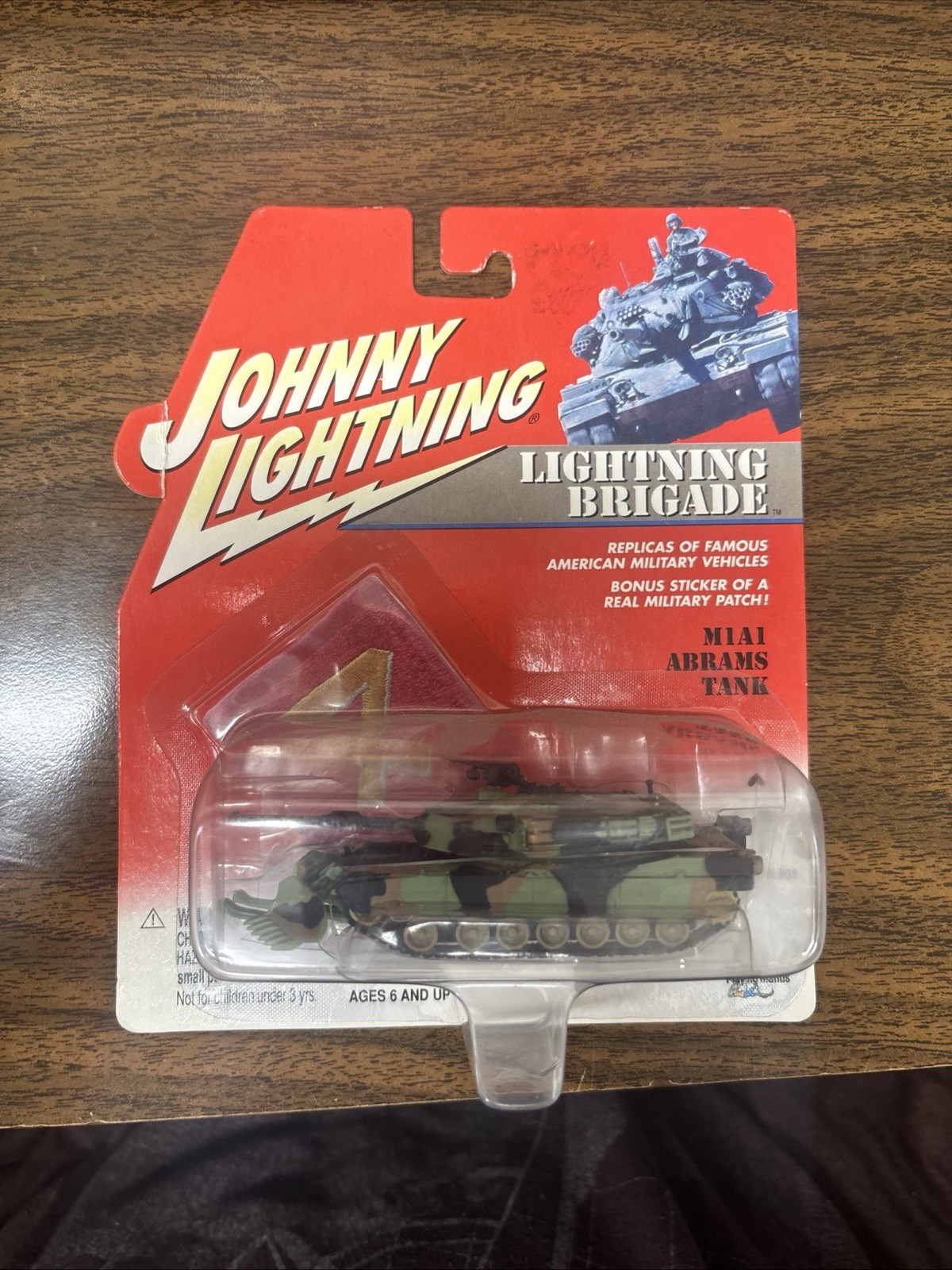 Johnny White Lightning / Lightning Brigade MlAl Abrams Tank 4th Division Patch