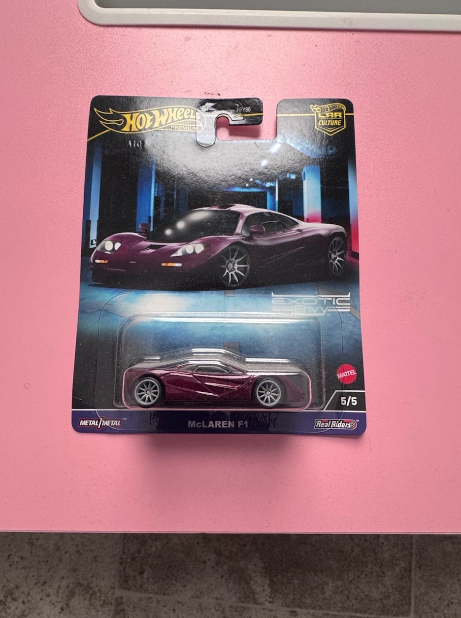 Mattel Hot Wheels HKC78-FPY86 Aston Martin – V12 Speedster Exotic Envy 2021 – GR