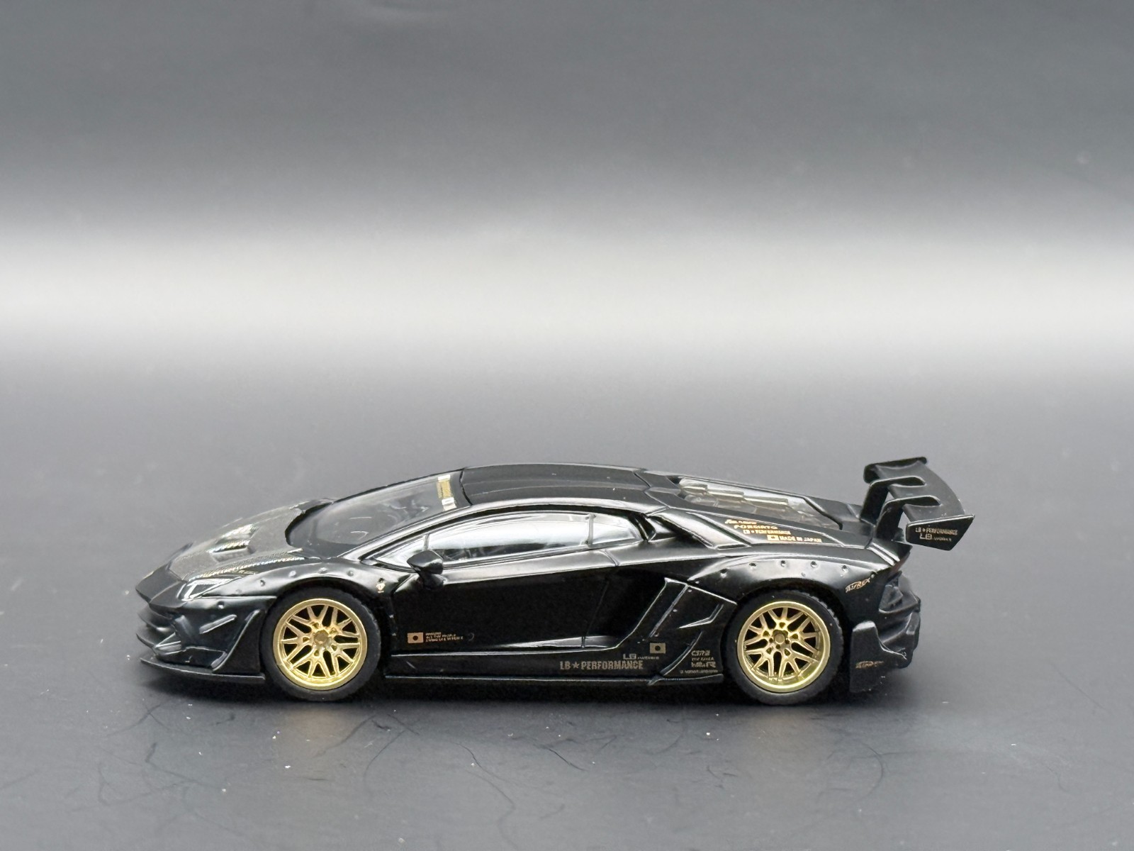 Mini GT LB-WORKS Lamborghini Aventador Matte Black #1087 1/64