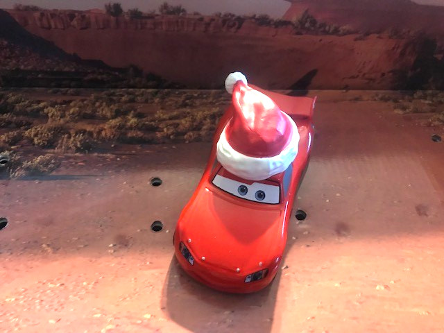 2025 LMQ WITH Santa Hat