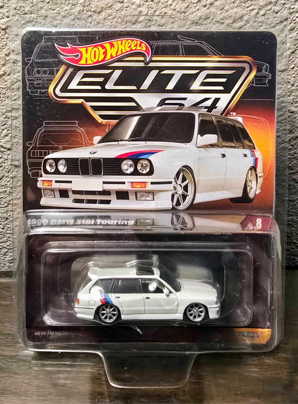 Mattel Exclusive Hot Wheels Collectors Elite 64 1990 BMW 318i Touring (HNJ60)