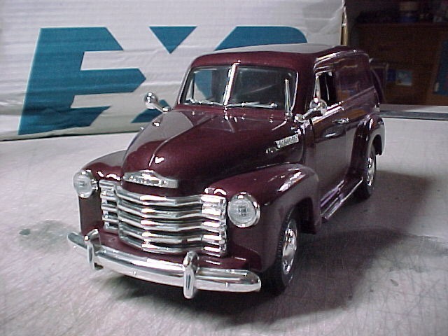 Mira 1:18 scale 1950 Chevrolet Panel Truck
