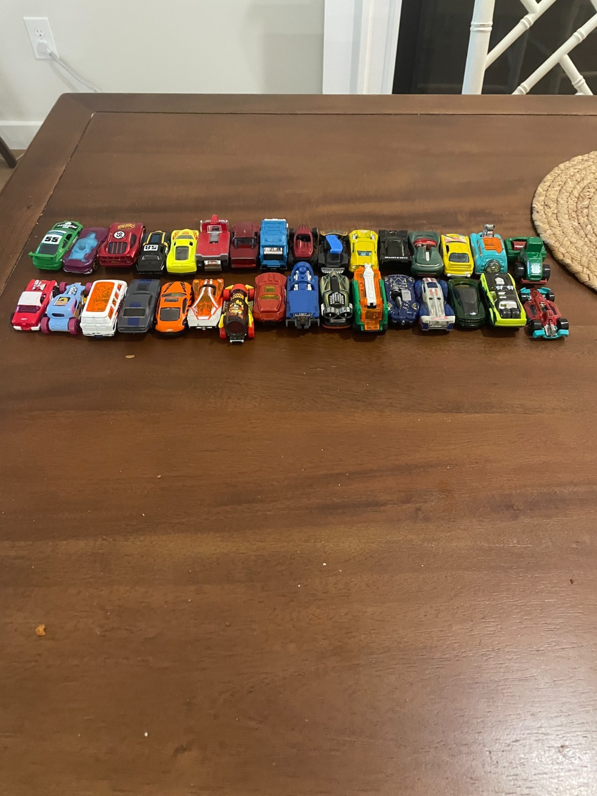 Hot Wheels Car Lot – Multi Brand and Color