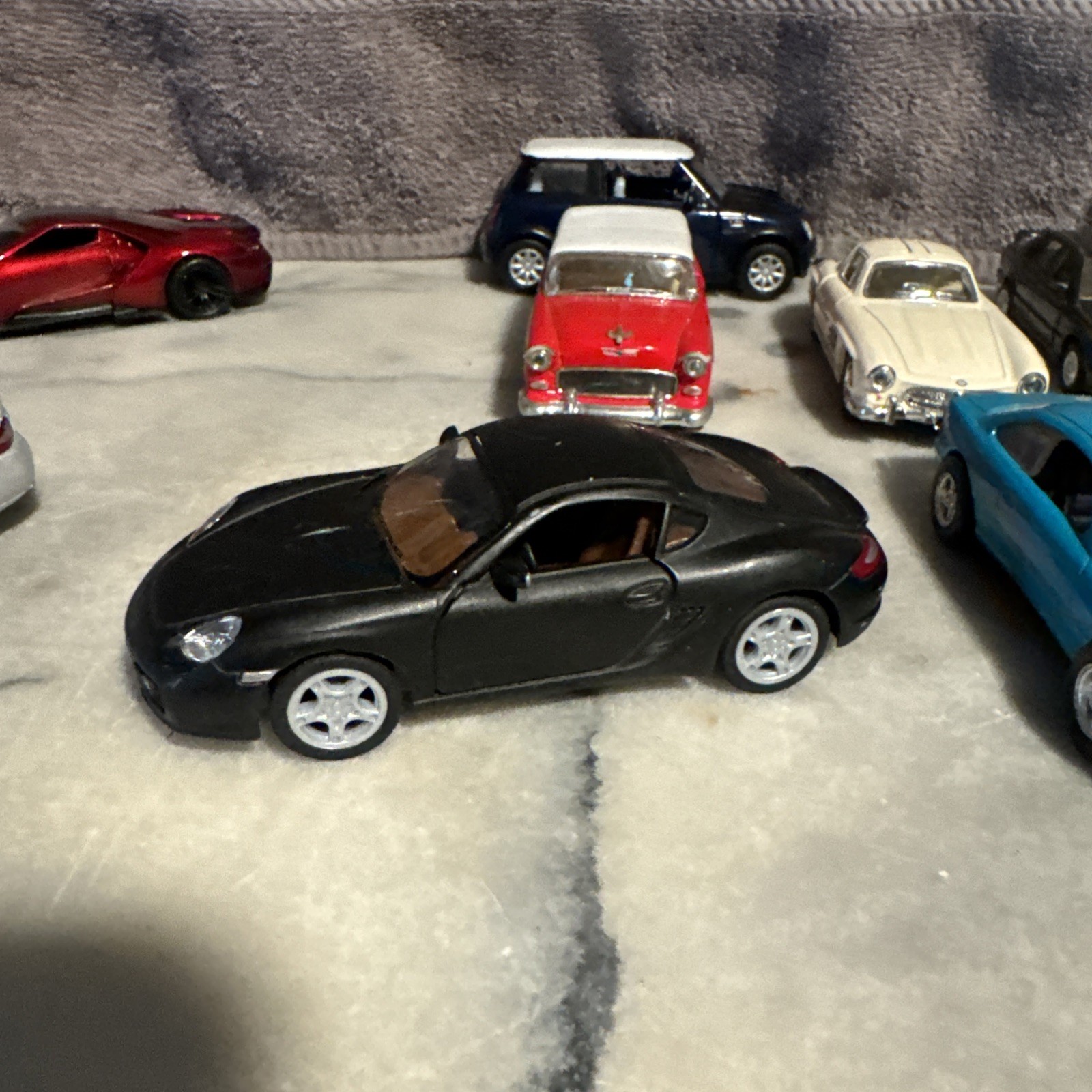Lot Of Used Mixed Brand Toy Cars KINSMART ,and other Diecast 13 Total.