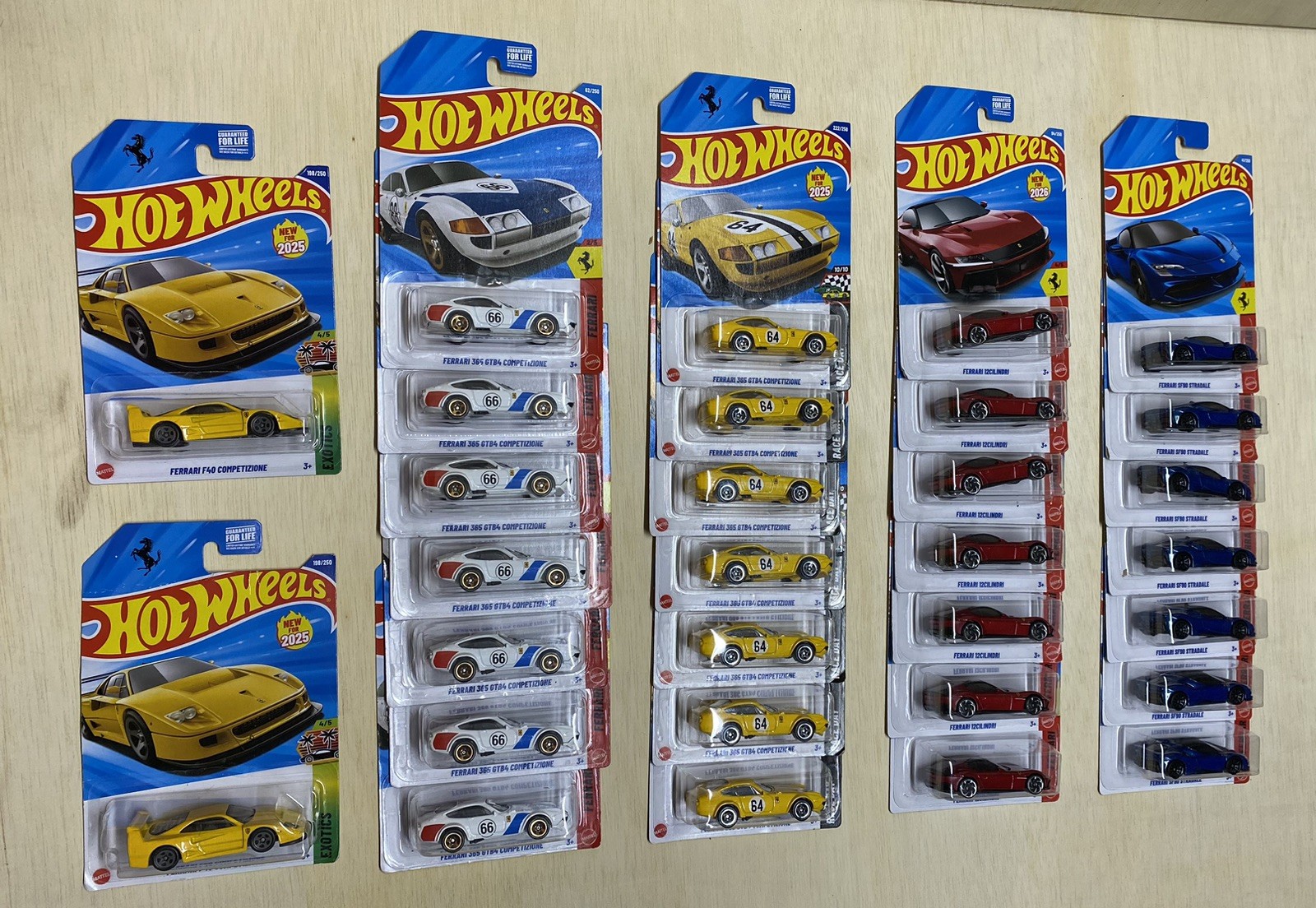Ferrari Hot Wheels Lot Of 30 Cars 365 GTB4 , 12Cilindri , SF90 And 2 F40
