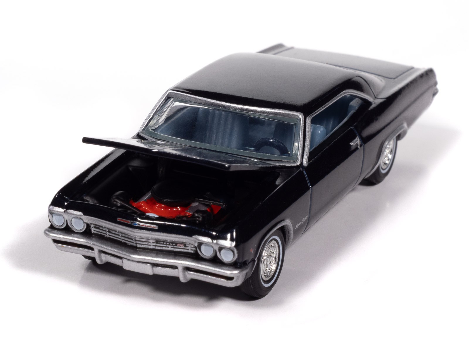 Auto World Vintage Muscle Danube Blue 1965 Chevy Impala SS 396 1:64 Diecast Car