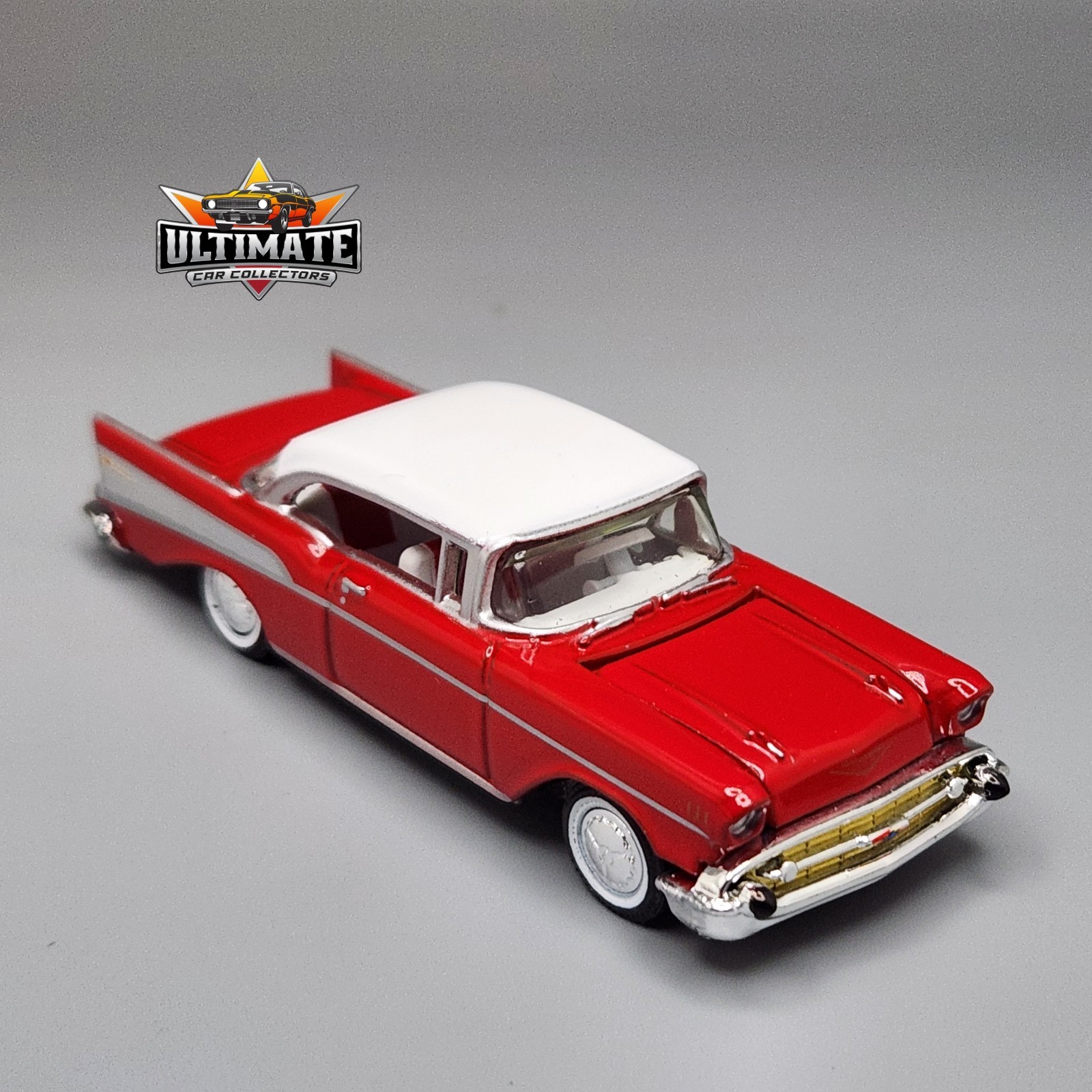 1957 57 Chevrolet Bel Air Collectible 1/64 Scale Diecast Model Collector Car