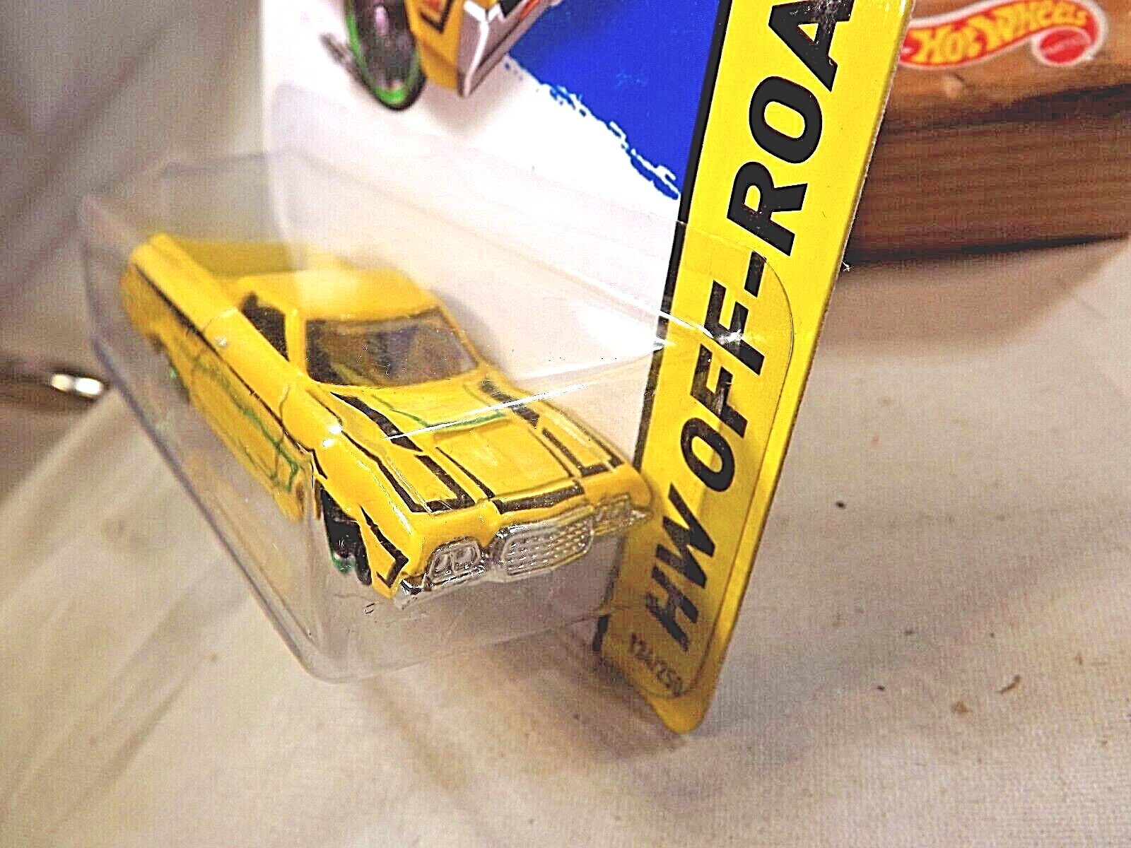 2014 Hot Wheels #134 HW Off-Road-HW Hot Trucks ’72 FORD RANCHERO Yellow w/Pr5 Sp