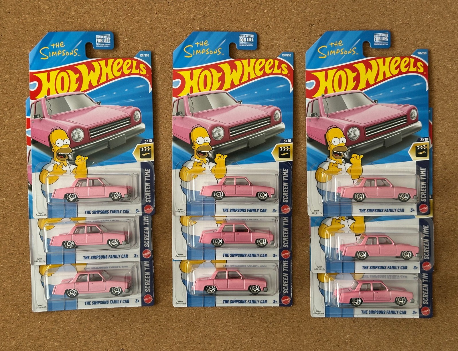 Lot of 9 – Hot Wheels The Simpsons Family Car Screen Time Series – Fast Shipping