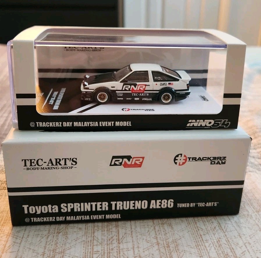 INNO64 1:64 Toyota Sprinter Trueno AE86 Trackerdz Day Malaysia Event Exclusive
