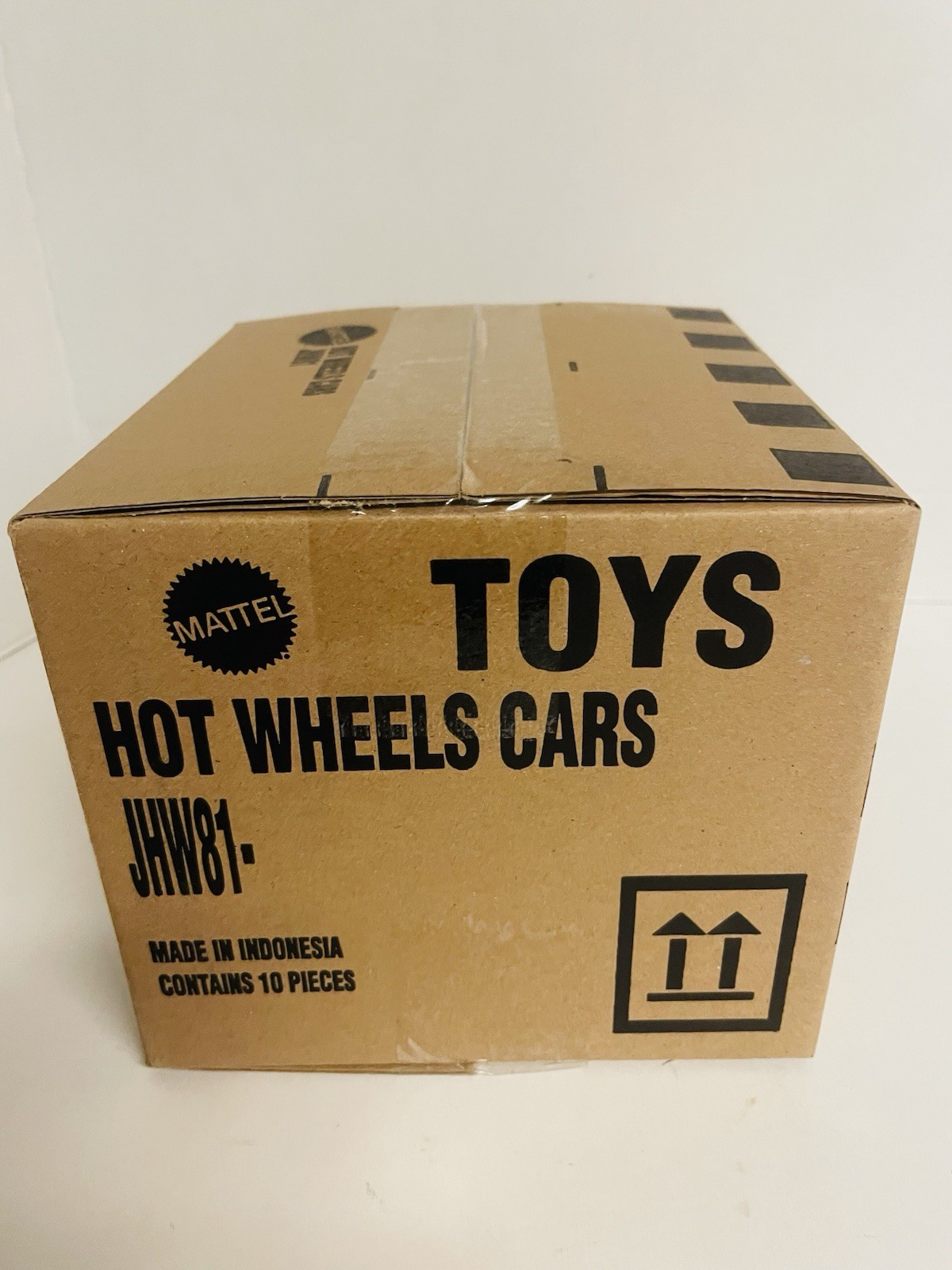 10x Hot Wheels Premium Pop Culture Stranger Things 1983 BMW 733i
