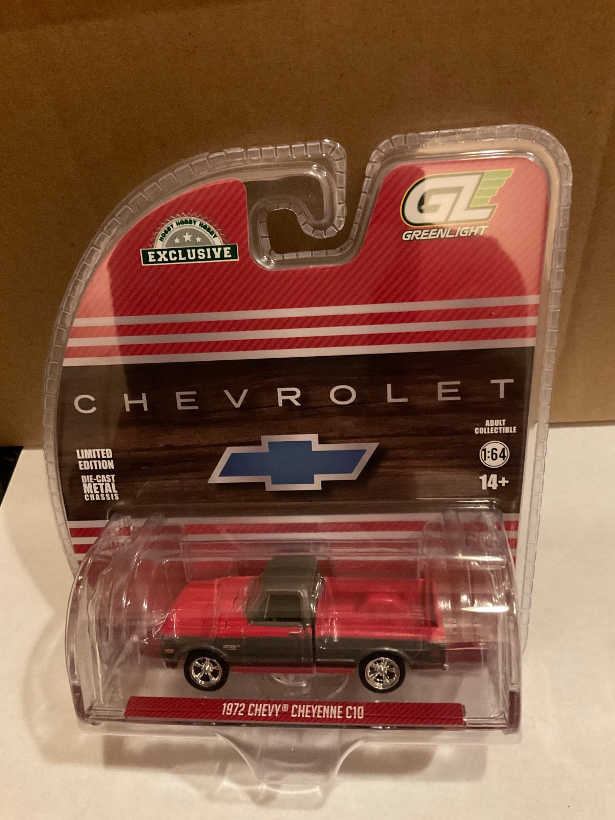 Greenlight Hobby Exclusive 1972 Chevrolet Cheyenne C10 short box RED