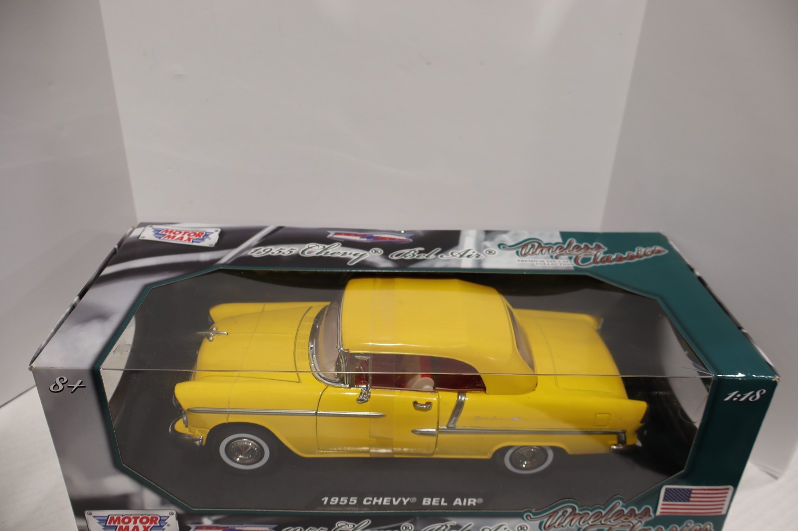 1955 Chevy Bel Air 1:18 Scale Yellow Motor Max Timeless Classics Diecast BOX DMG