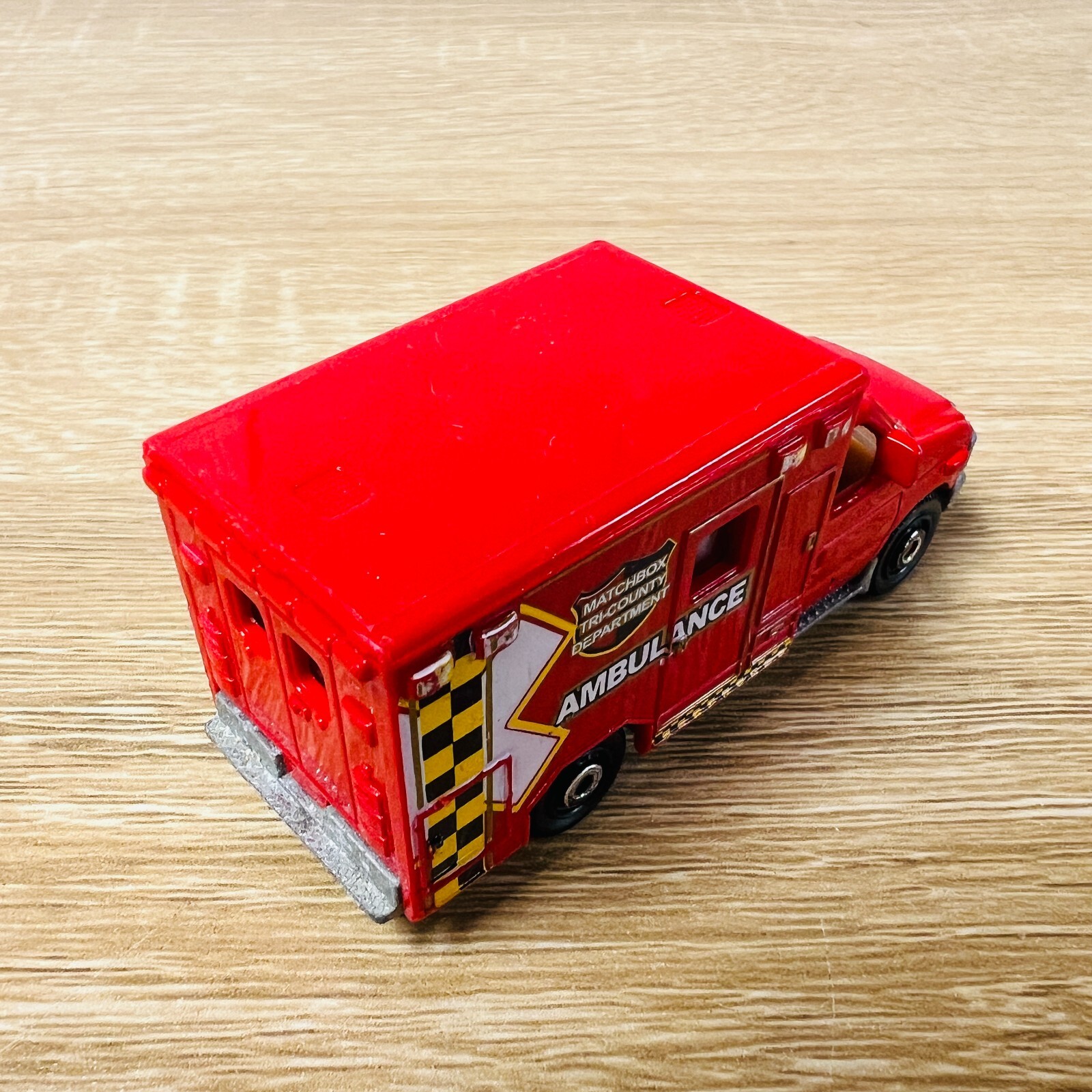 Ford E350 Ambulance 2009 MB771 Heroic Rescue 2014 Red Yellow Checker