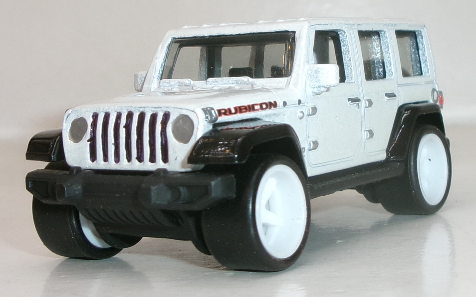 LOOSE 2020 MATCHBOX 1:64 WHITE ’18 JEEP WRANGLER JL WHEEL SWAP REAL RIDERS