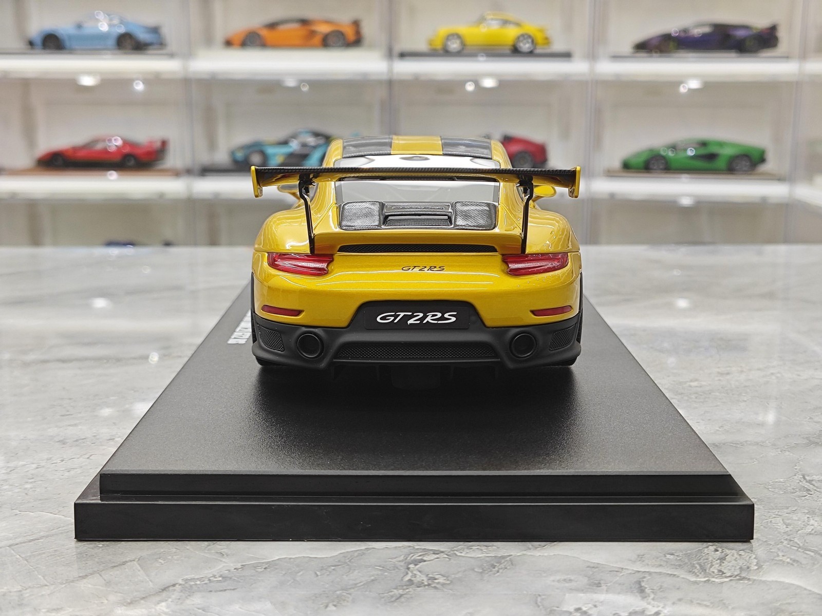 GT Spirit 1:18 Porsche 991.2 GT2 RS Gold Limited Edition Car Model
