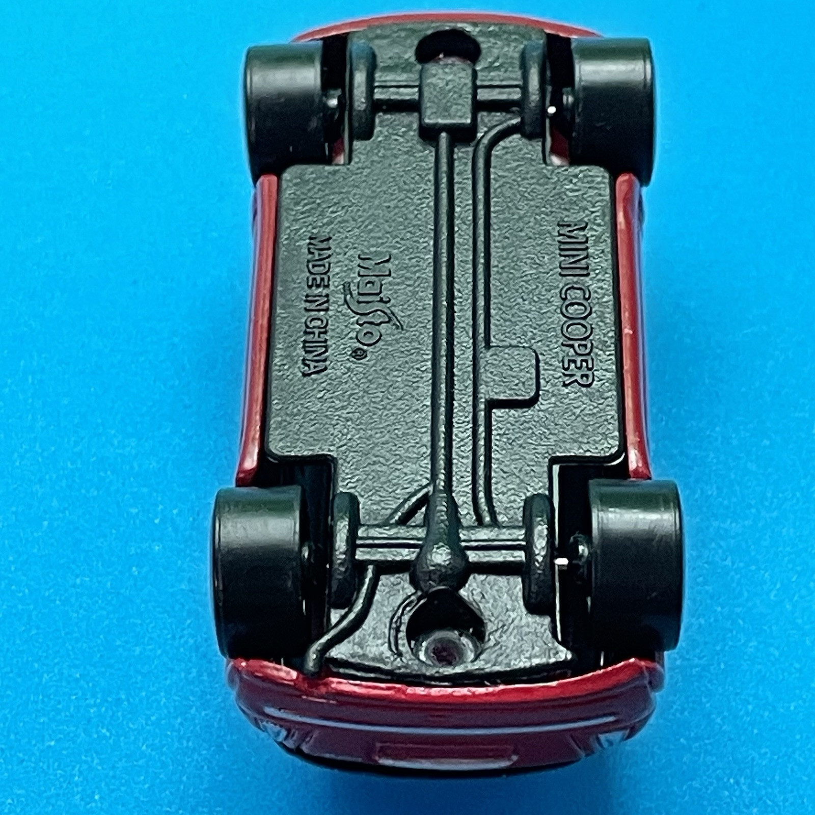 2001 Maisto Mini Cooper Metallic Red Diecast Car with White Top detailed Loose