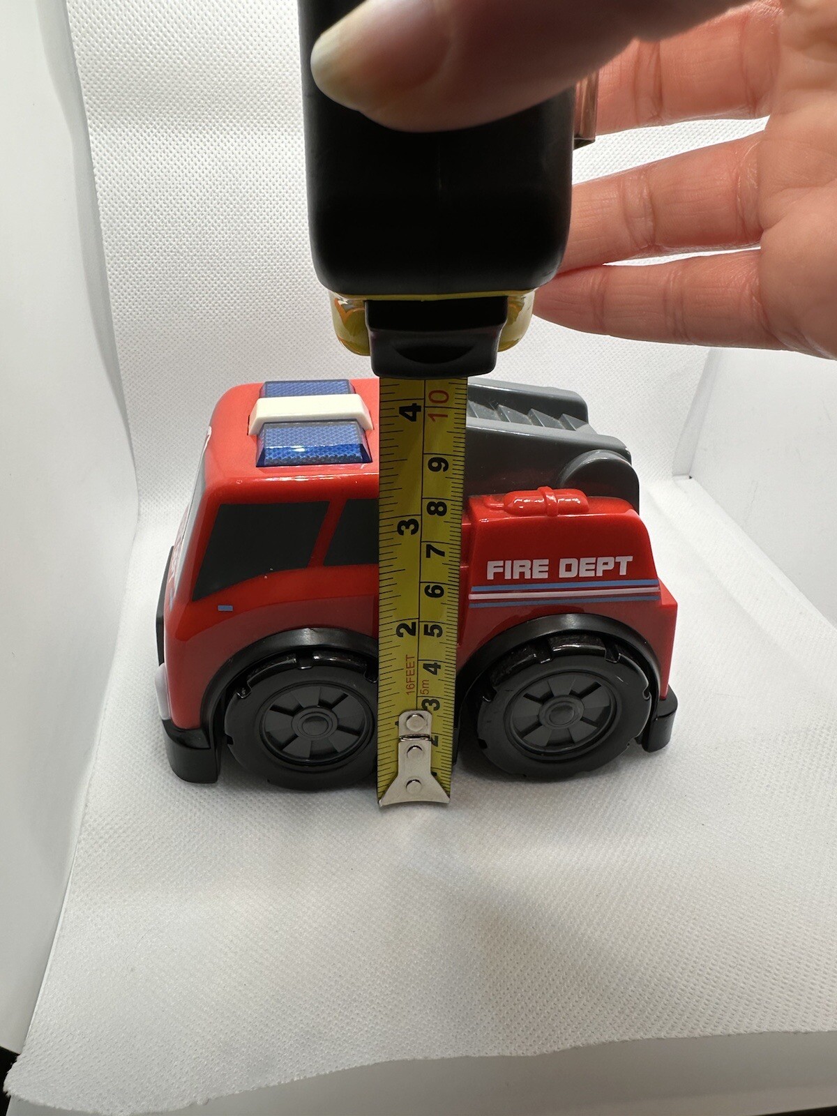 Manley Red Plastic Fire Dept Fire Truck 2009 Lights And Sound Works