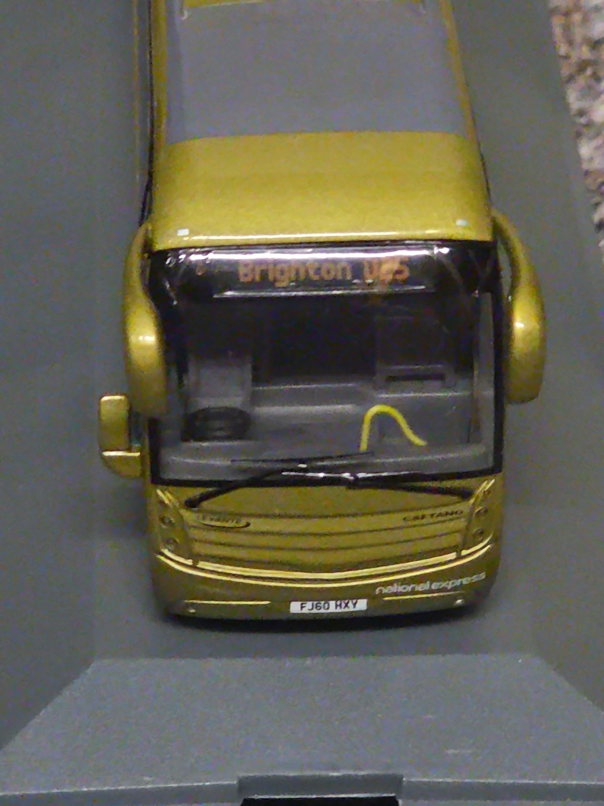 CORGI OOC NATIONAL EXPRESS ENGLAND CAETANO LEVANTE COACH BUS MODEL OM46406B 1:76