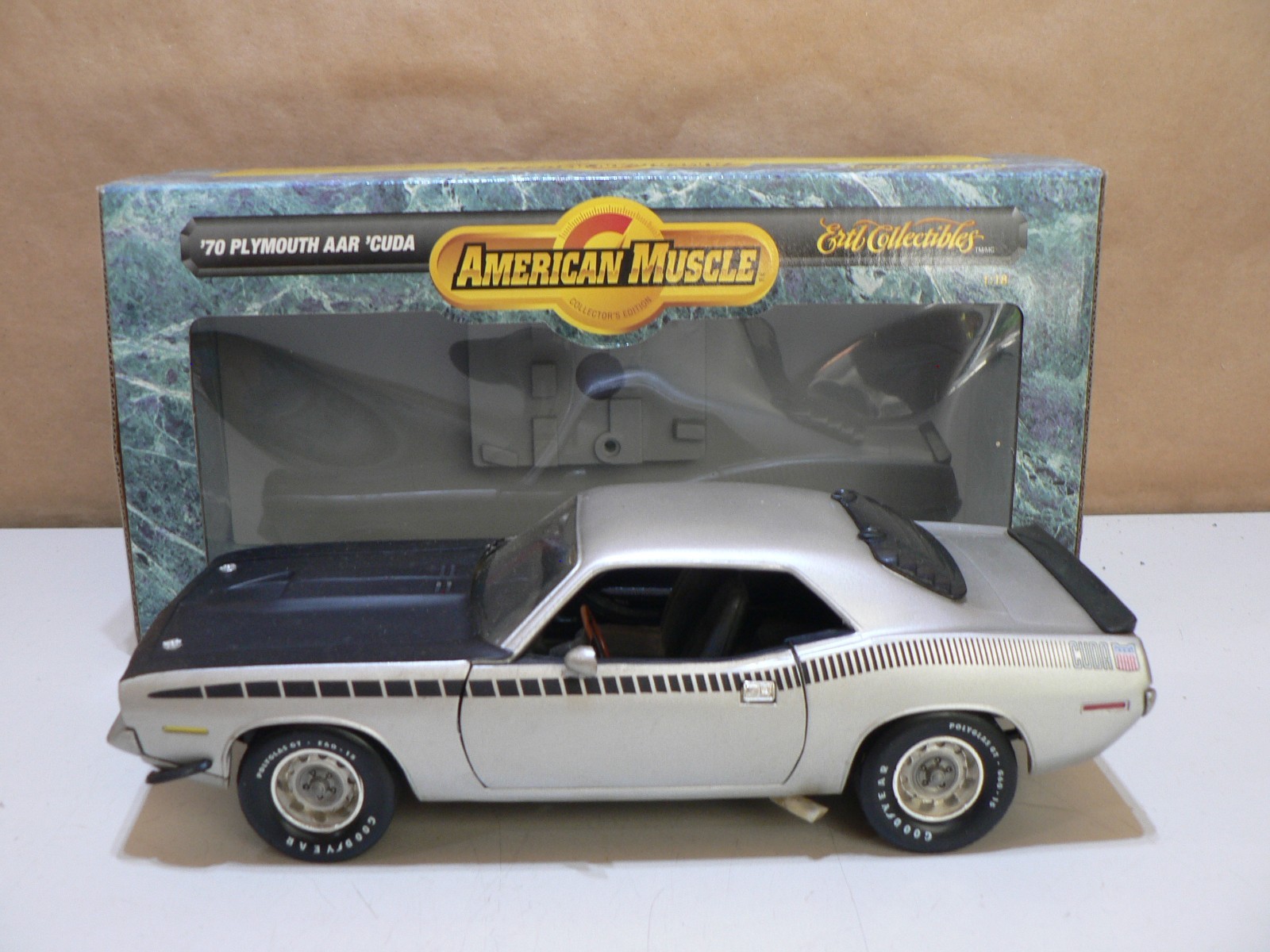 Vintage Ertl American Muscle 1970 Plymouth AAR Cuda Die Cast 1:18 Scale