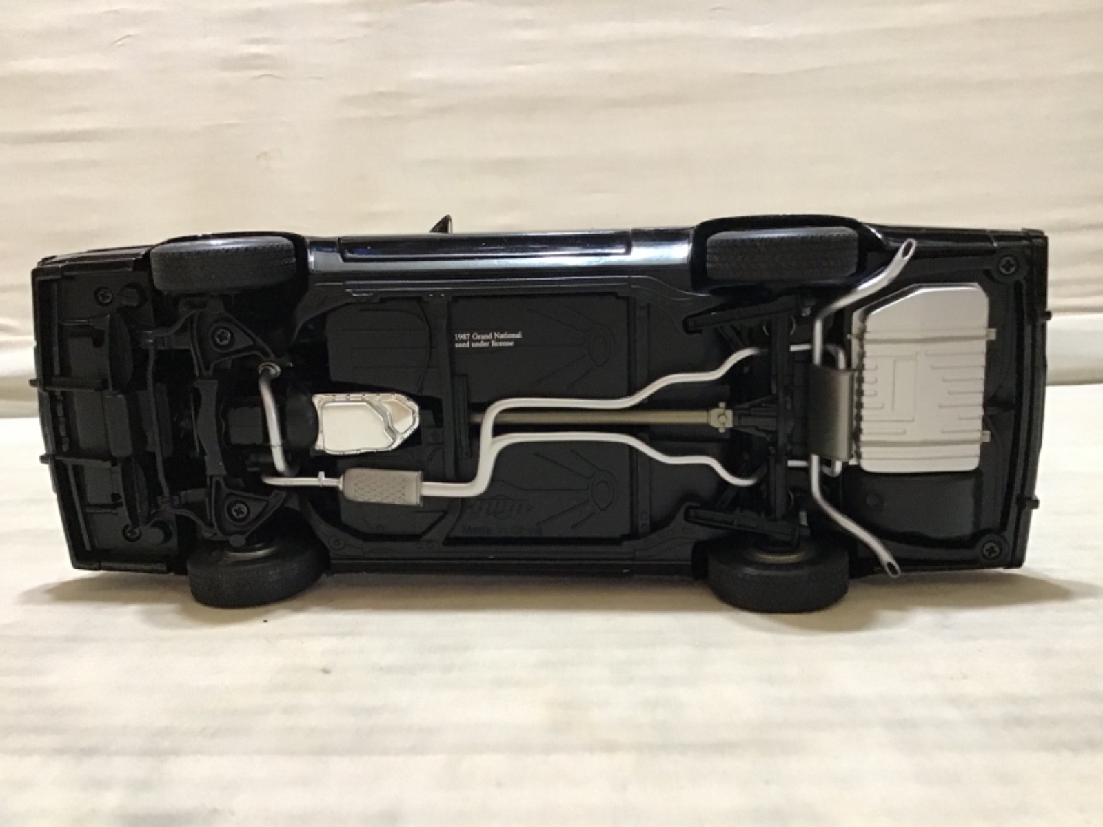 BUICK GRAND NATIONAL 1987 BLACK GMP #8201 DETAILED DIECAST RARE 1/24 read defect