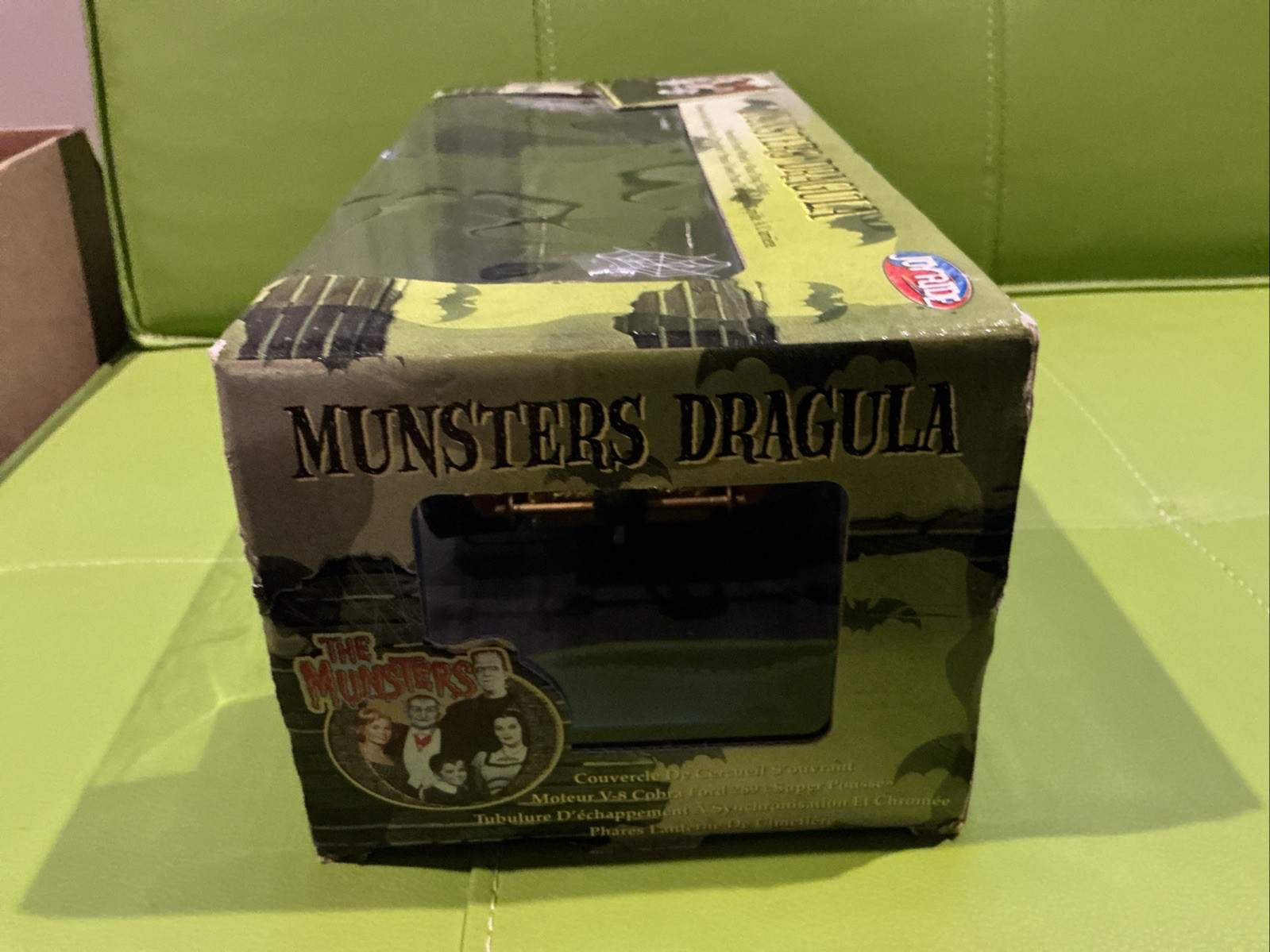 Munsters Dragula Diecast Metal Coffin Dragster Car 1:18 Joyride 2003 NEW